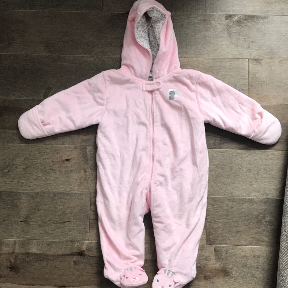 Carter’s winter one piece suit 6-9months
